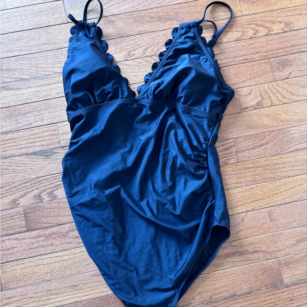 Maternity Black Bathing suit. Size XL. In like new condition